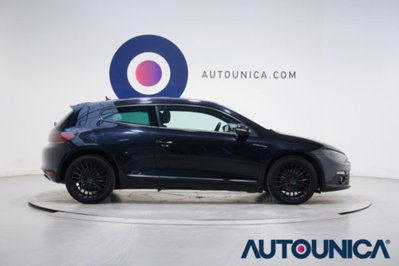 Volkswagen Scirocco 2.0 TDI 140CV DPF (4)