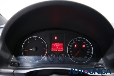 Volkswagen Scirocco 2.0 TDI 140CV DPF (8)