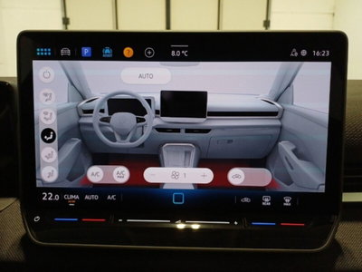 Volkswagen T-Roc 1.5 etsi Life 115cv dsg (19)
