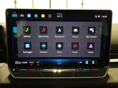Volkswagen T-Roc 1.5 etsi Life 115cv dsg (20)
