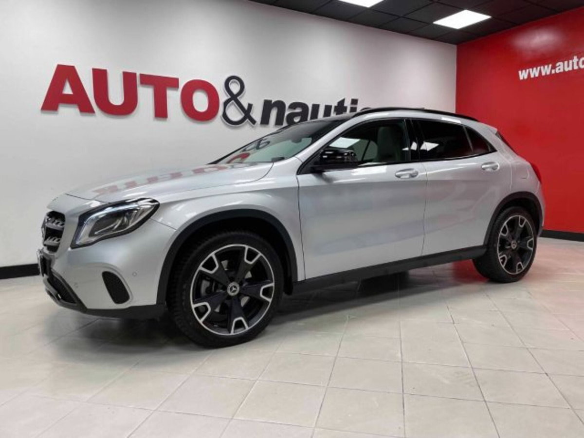 Mercedes-Benz GLA SUV 220 Automatic 4Matic Premium (3)