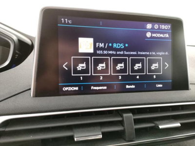 Peugeot 5008 BlueHDi 150 S&S Allure (13)