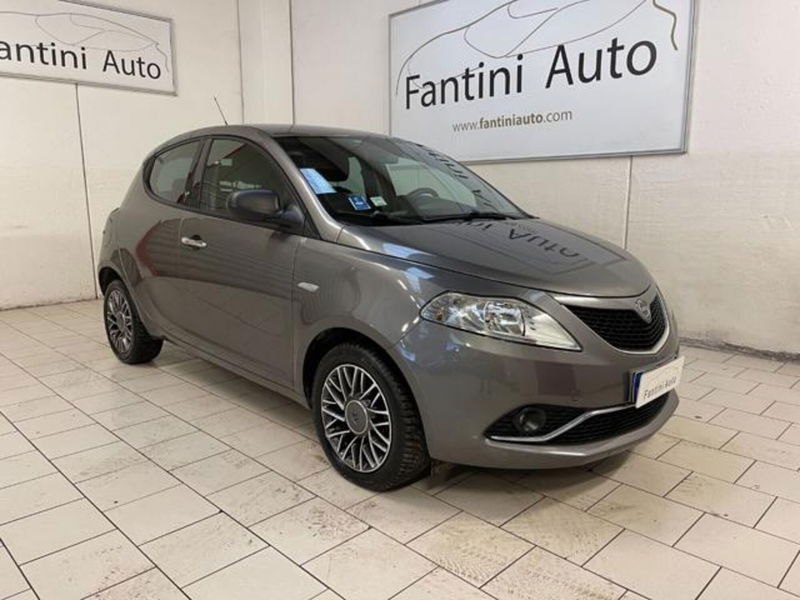Lancia Ypsilon 1.3 MJT 16V 95 CV 5 porte S&S Gold