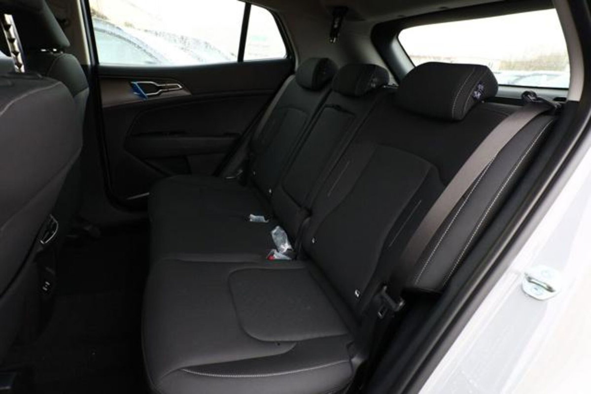 Kia Sportage 1.6 tgdi mhev Business 160cv dct (8)