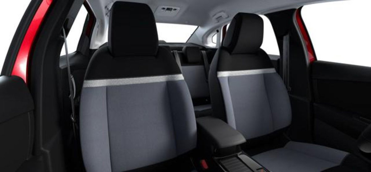 Citroen C4 X 1.2 hybrid You 145cv e-dcs6 (8)