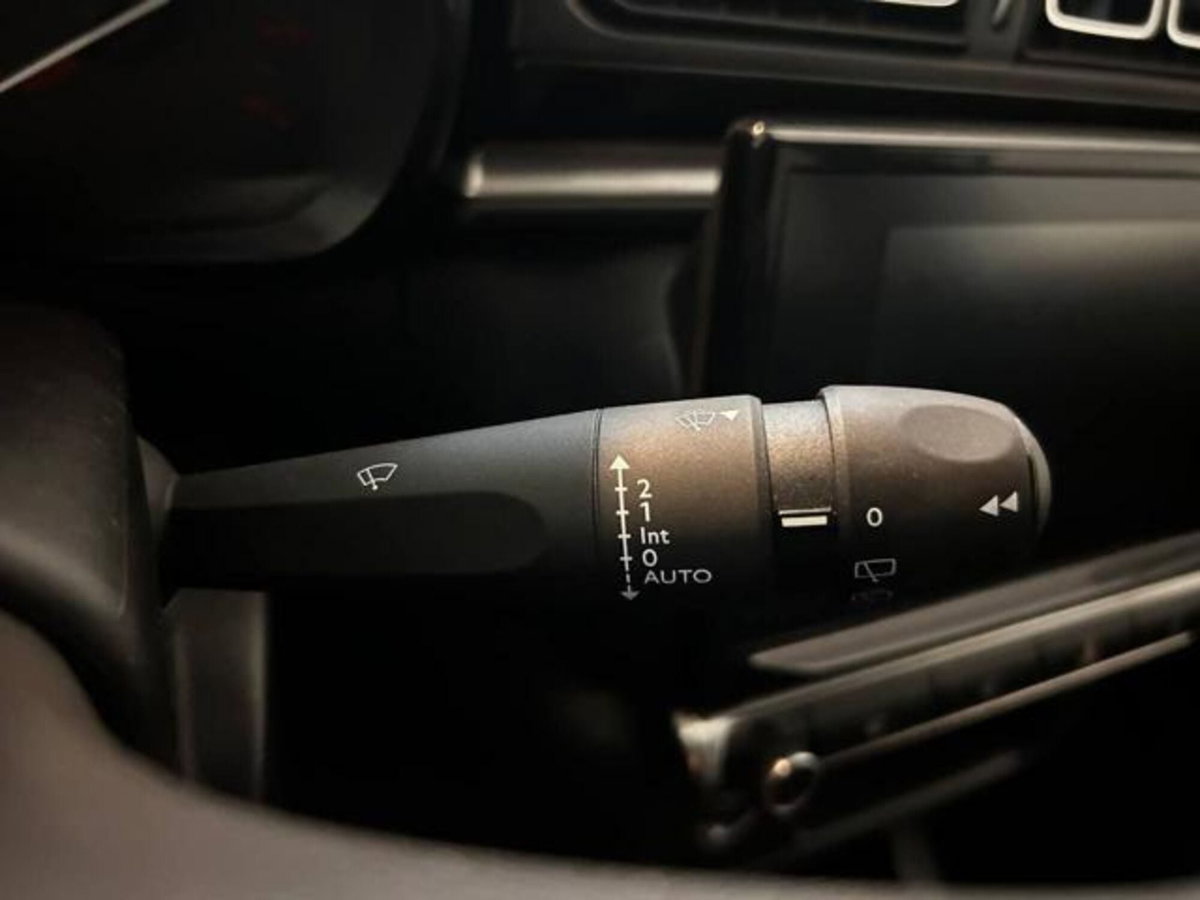 Citroen C3 PureTech 110 S&S EAT6 Shine (15)