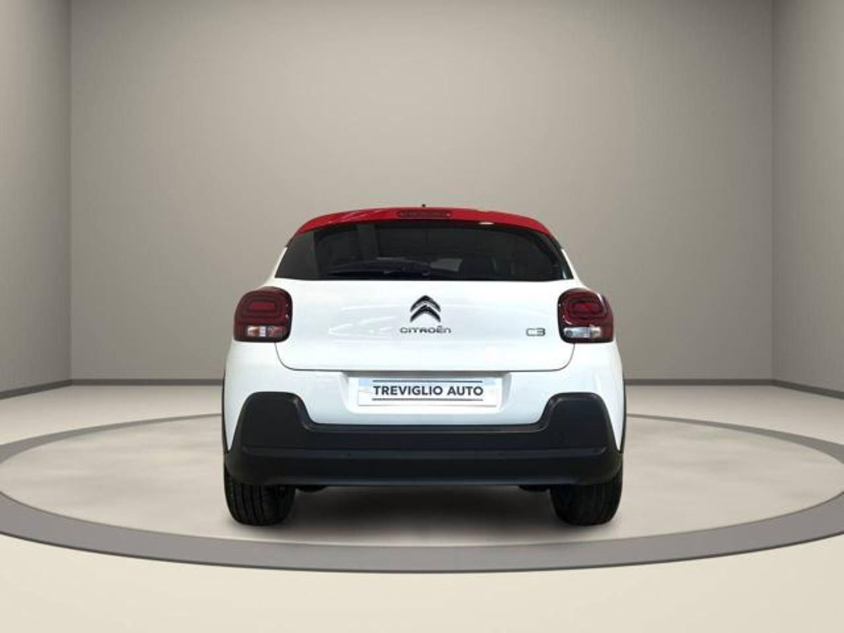 Citroen C3 PureTech 110 S&S EAT6 Shine (6)