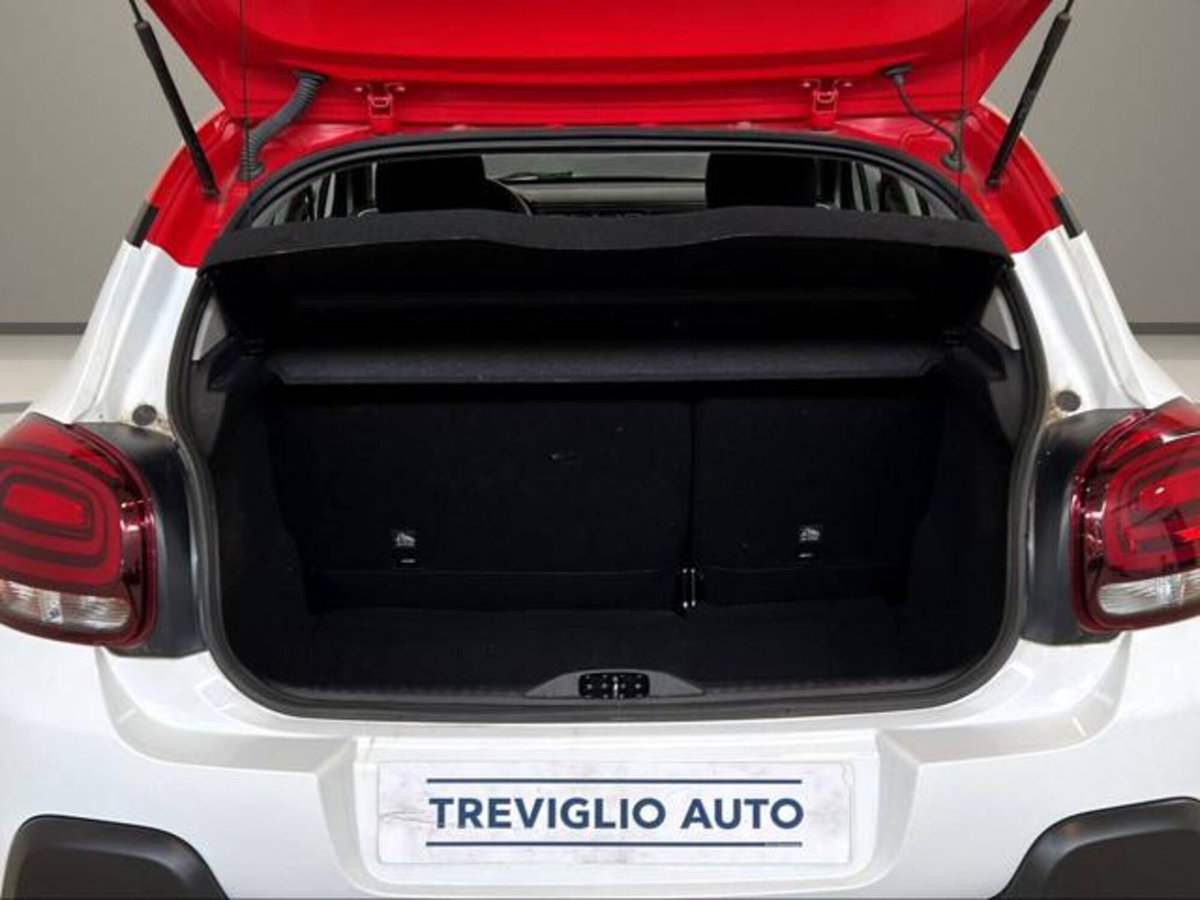 Citroen C3 PureTech 110 S&S EAT6 Shine (7)