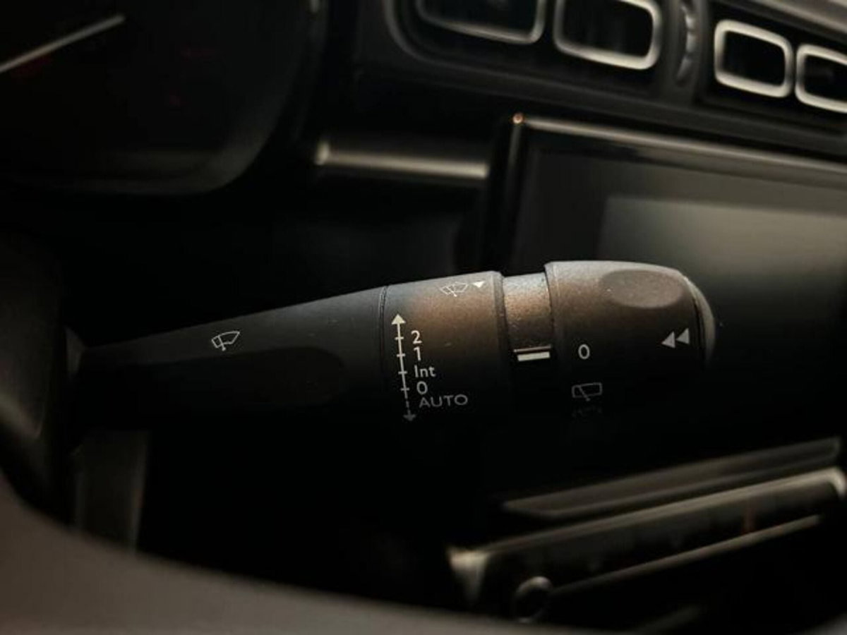 Citroen C3 PureTech 110 S&S EAT6 Shine (15)