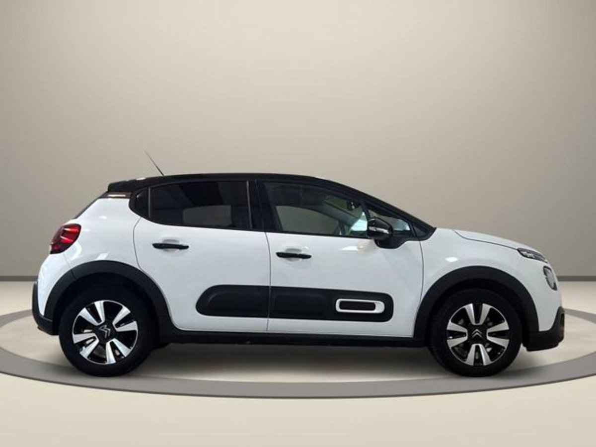 Citroen C3 PureTech 110 S&S EAT6 Shine (4)