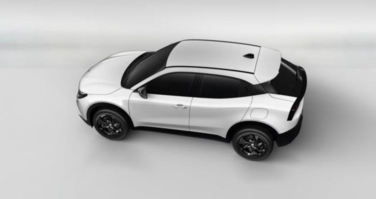 Alfa Romeo Junior 1.2 ibrida 145cv edct6 (3)