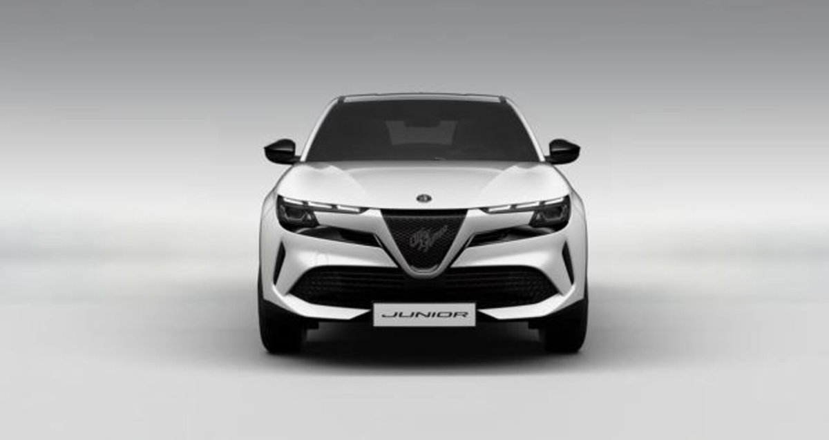 Alfa Romeo Junior 1.2 ibrida 145cv edct6 (4)