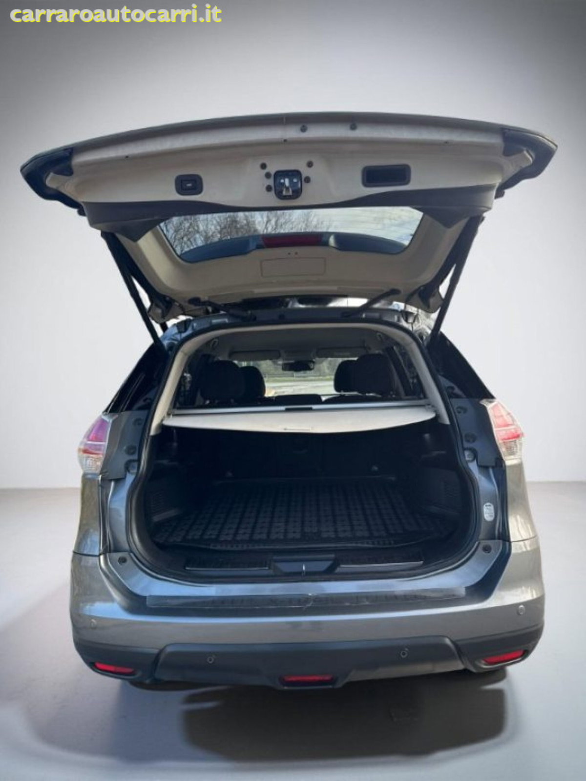Nissan X-Trail 1.6 dCi 4WD Tekna (5)