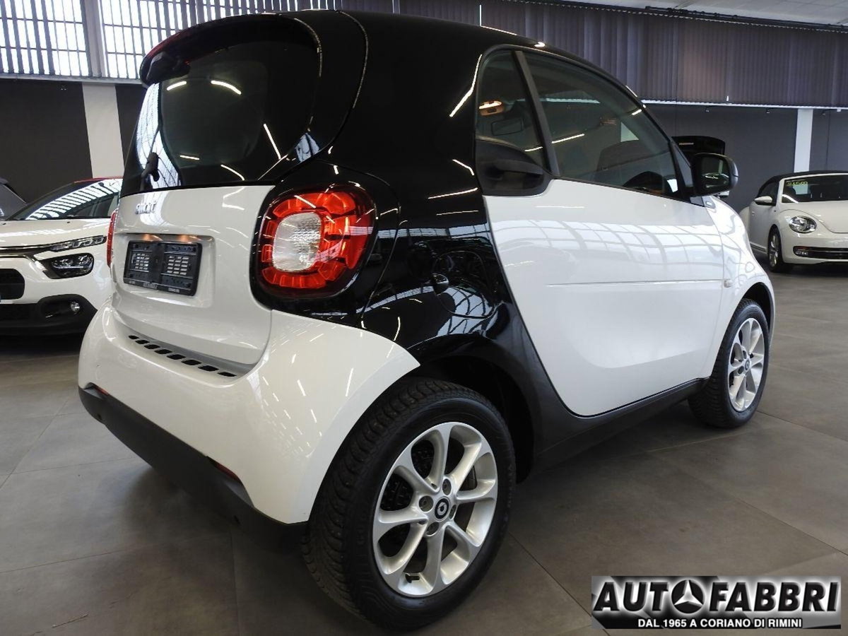 smart Fortwo 70 1.0 Passion (9)