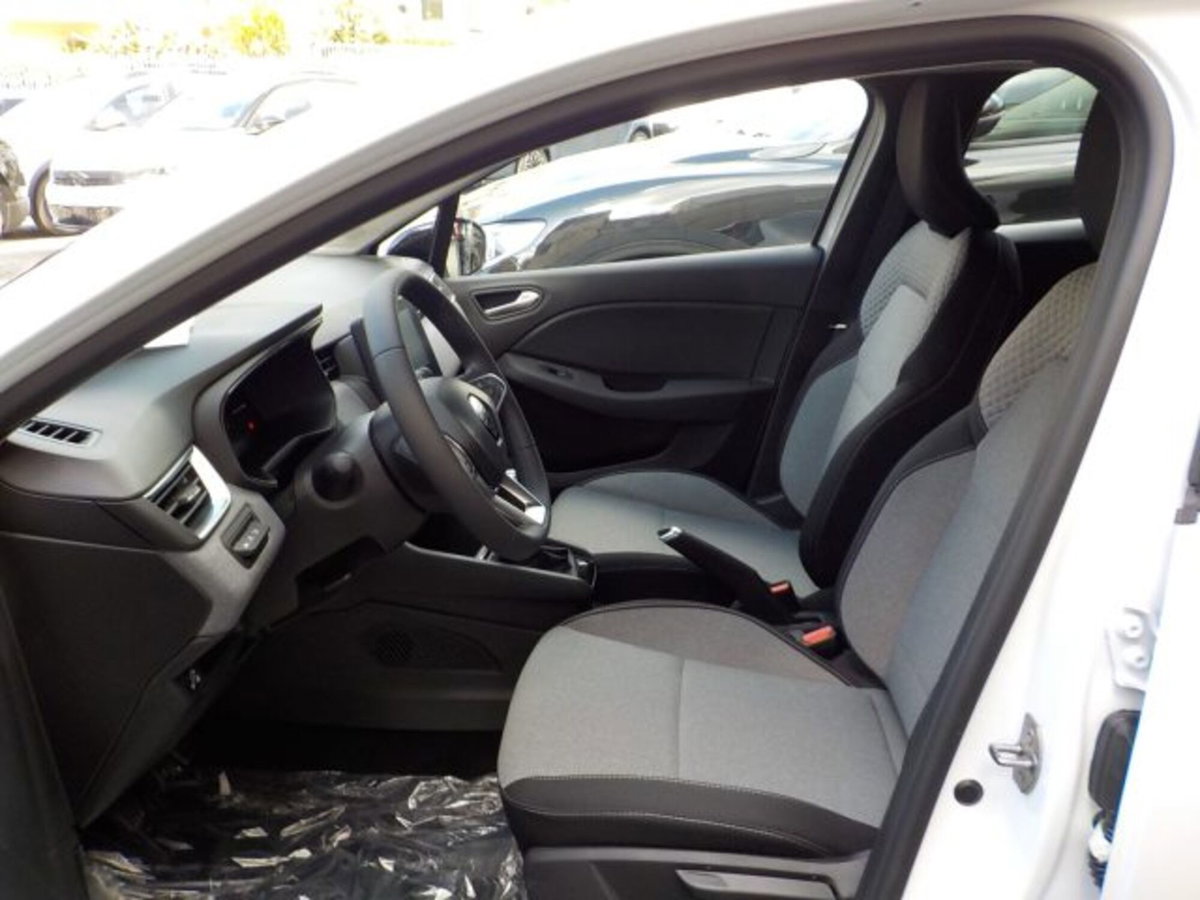 Renault Clio SCe 65 CV 5 porte Zen (6)