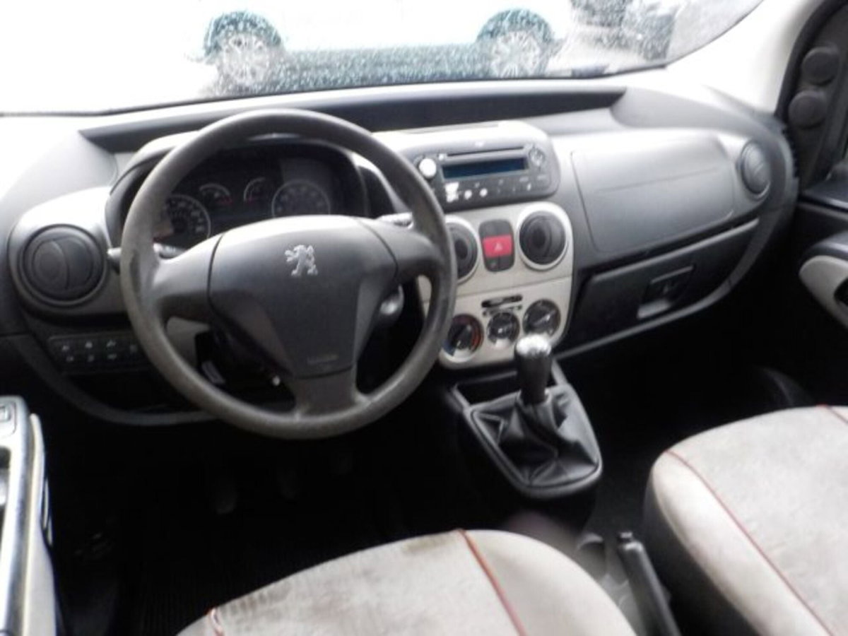 Peugeot Bipper 1.3 HDi 80 Style (7)