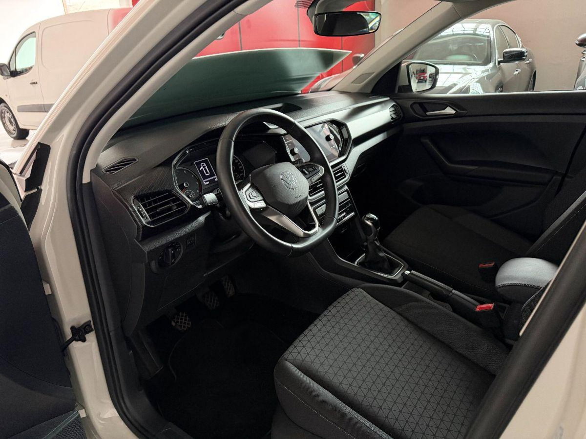 Volkswagen T-Cross 1.0 TSI Sport (4)
