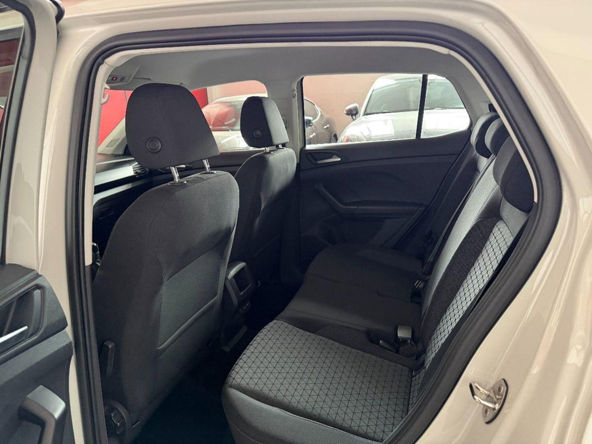 Volkswagen T-Cross 1.0 TSI Sport (7)