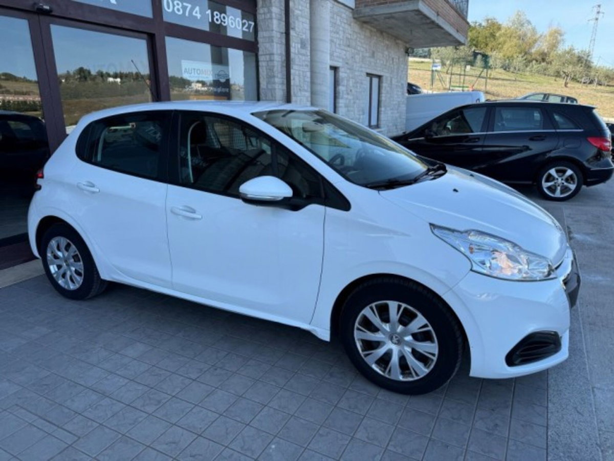 Peugeot 208 75 5 porte Van Active (6)