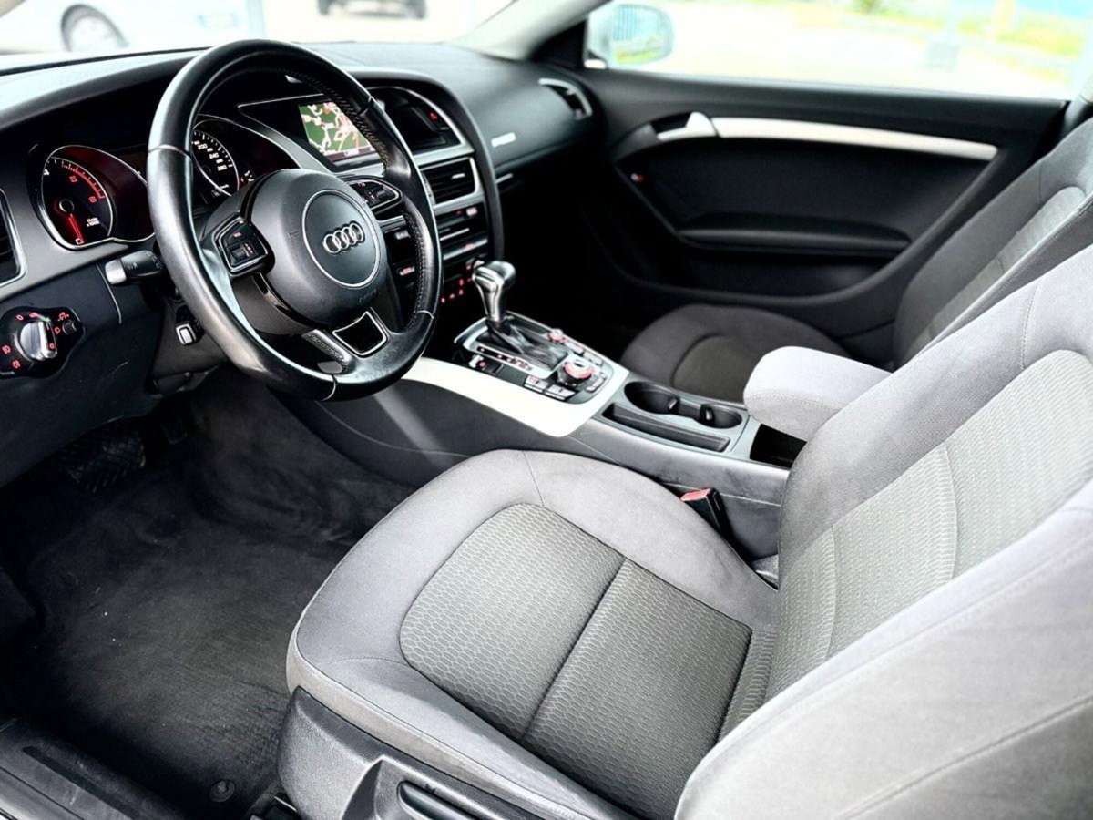 Audi A5 Coupé 2.0 TDI 177 CV multitronic Business Plus (16)