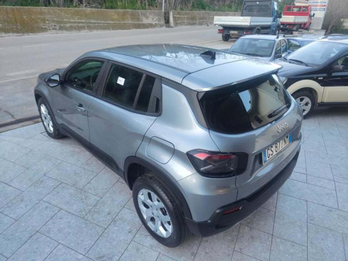 Jeep Avenger 1.2 turbo Altitude fwd 100cv (13)