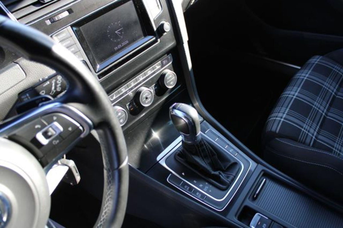 Volkswagen Golf GTD 2.0 TDI DSG 5p. BlueMotion Technology (10)