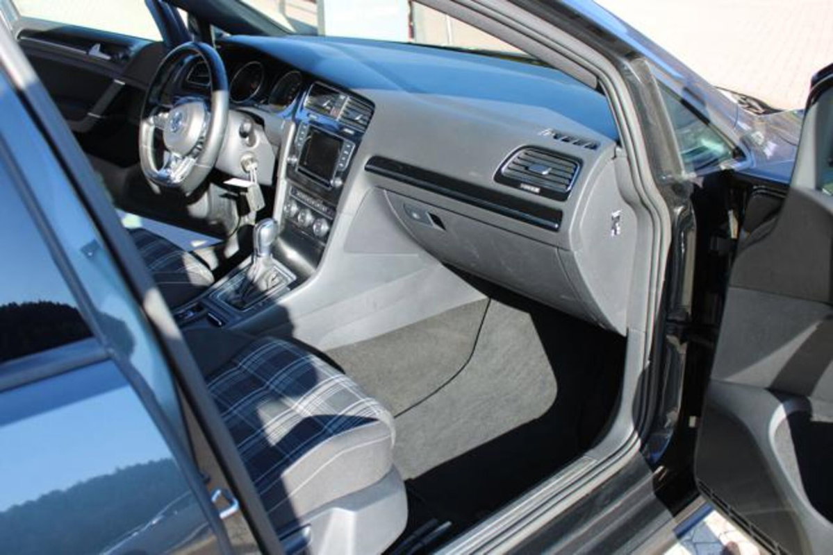 Volkswagen Golf GTD 2.0 TDI DSG 5p. BlueMotion Technology (14)