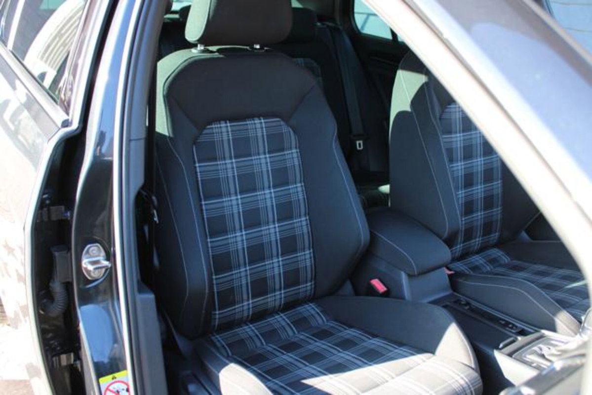 Volkswagen Golf GTD 2.0 TDI DSG 5p. BlueMotion Technology (15)