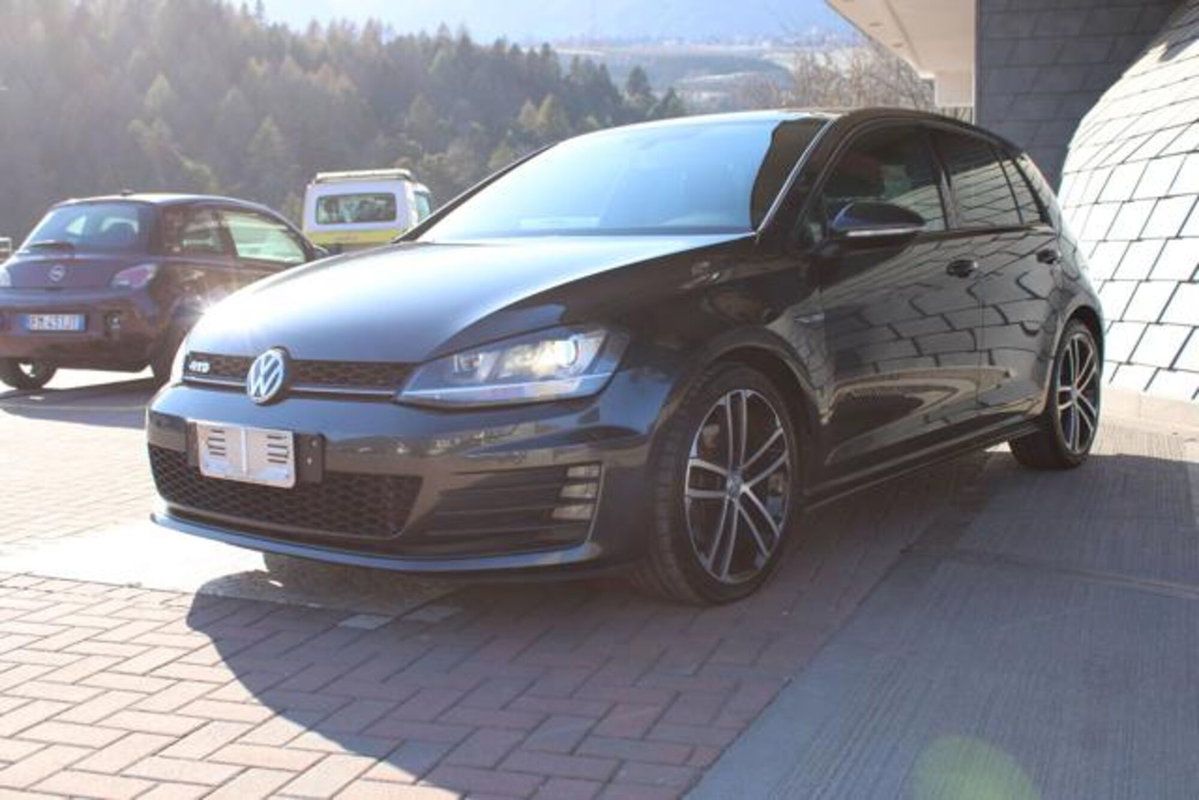 Volkswagen Golf GTD 2.0 TDI DSG 5p. BlueMotion Technology (4)