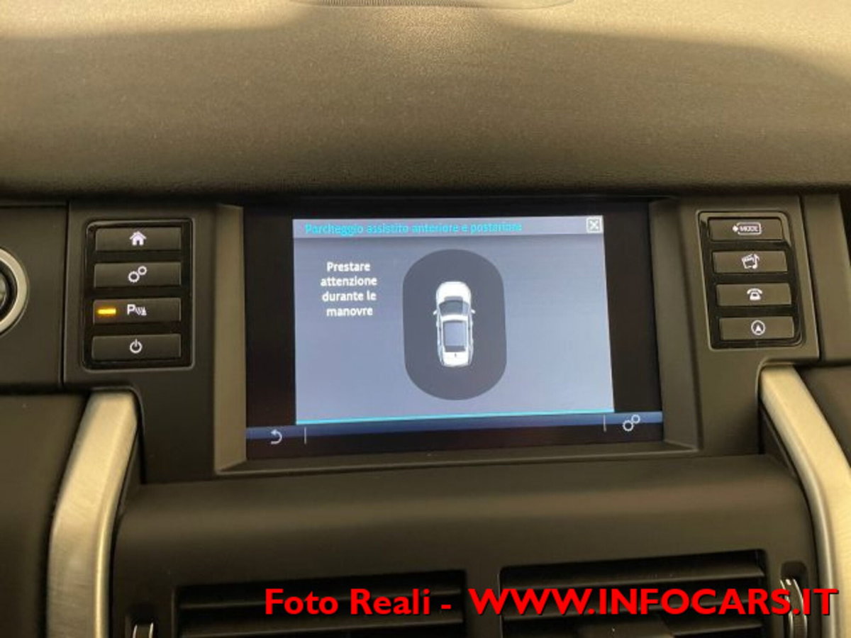 Land Rover Discovery Sport 2.2 TD4 HSE (15)