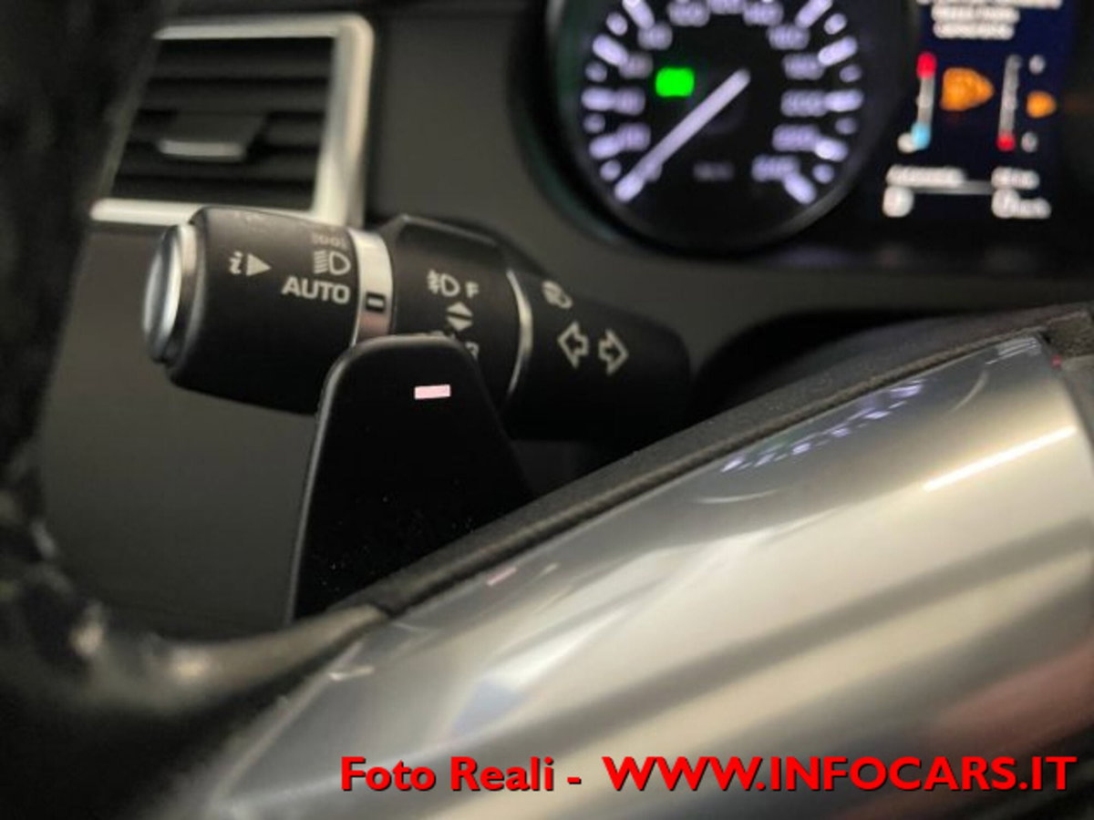 Land Rover Discovery Sport 2.2 TD4 HSE (18)