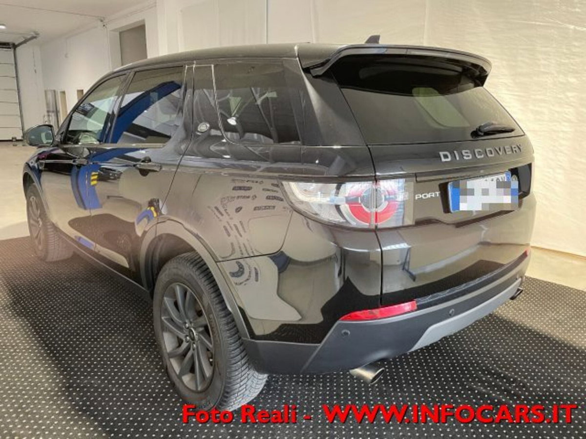 Land Rover Discovery Sport 2.2 TD4 HSE (2)