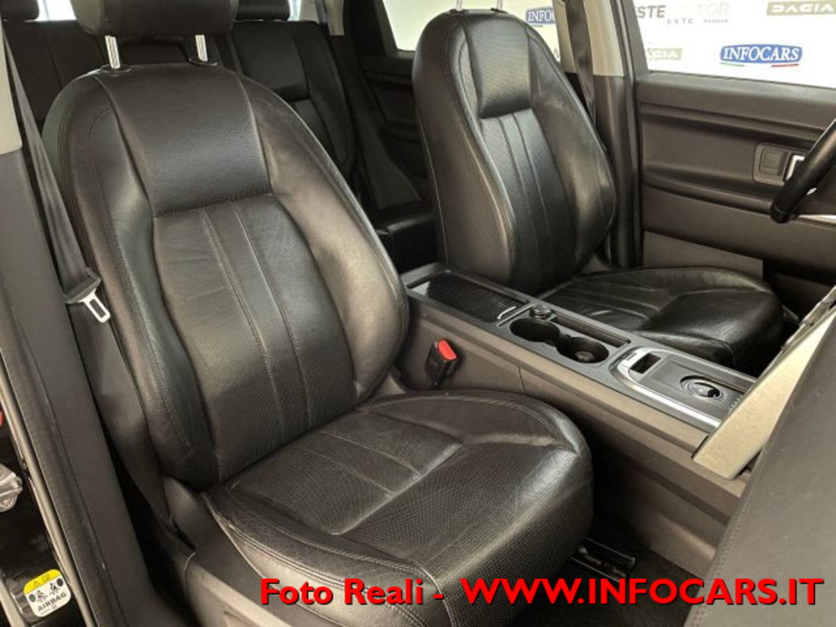 Land Rover Discovery Sport 2.2 TD4 HSE (6)