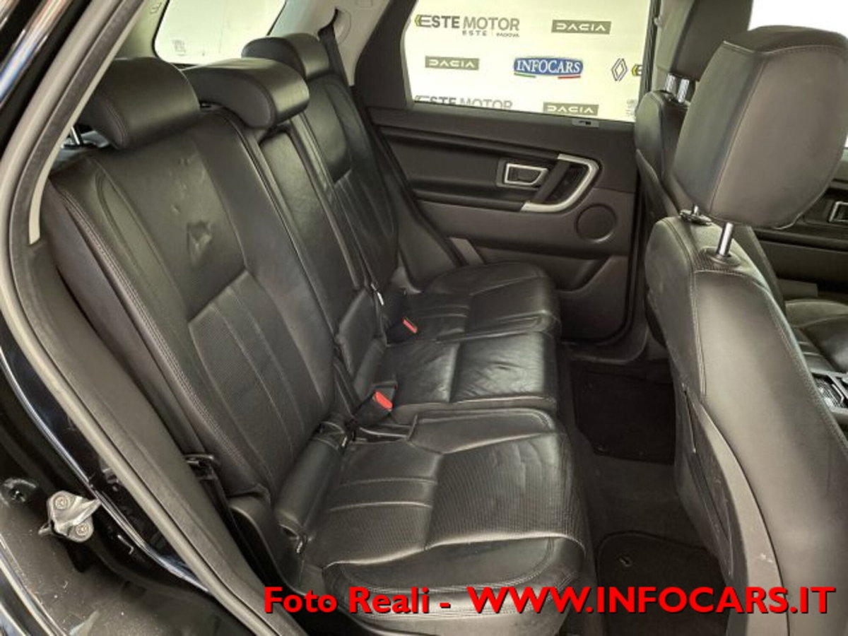 Land Rover Discovery Sport 2.2 TD4 HSE (7)