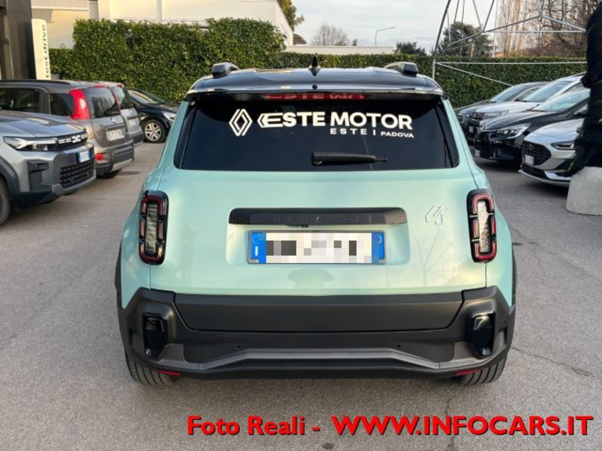 Renault Renault 4 Techno comfort range 150cv (11)
