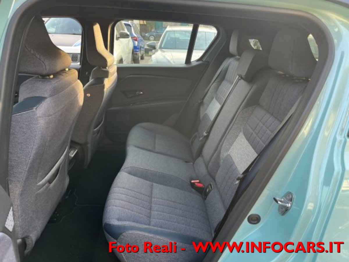 Renault Renault 4 Techno comfort range 150cv (7)