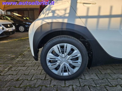 Toyota Aygo X 1.0 Active 72cv (14)