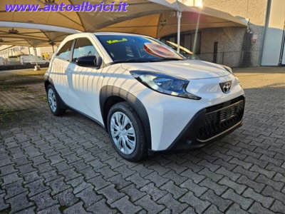 Toyota Aygo X 1.0 Active 72cv (3)