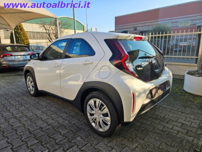 Toyota Aygo X 1.0 Active 72cv (8)