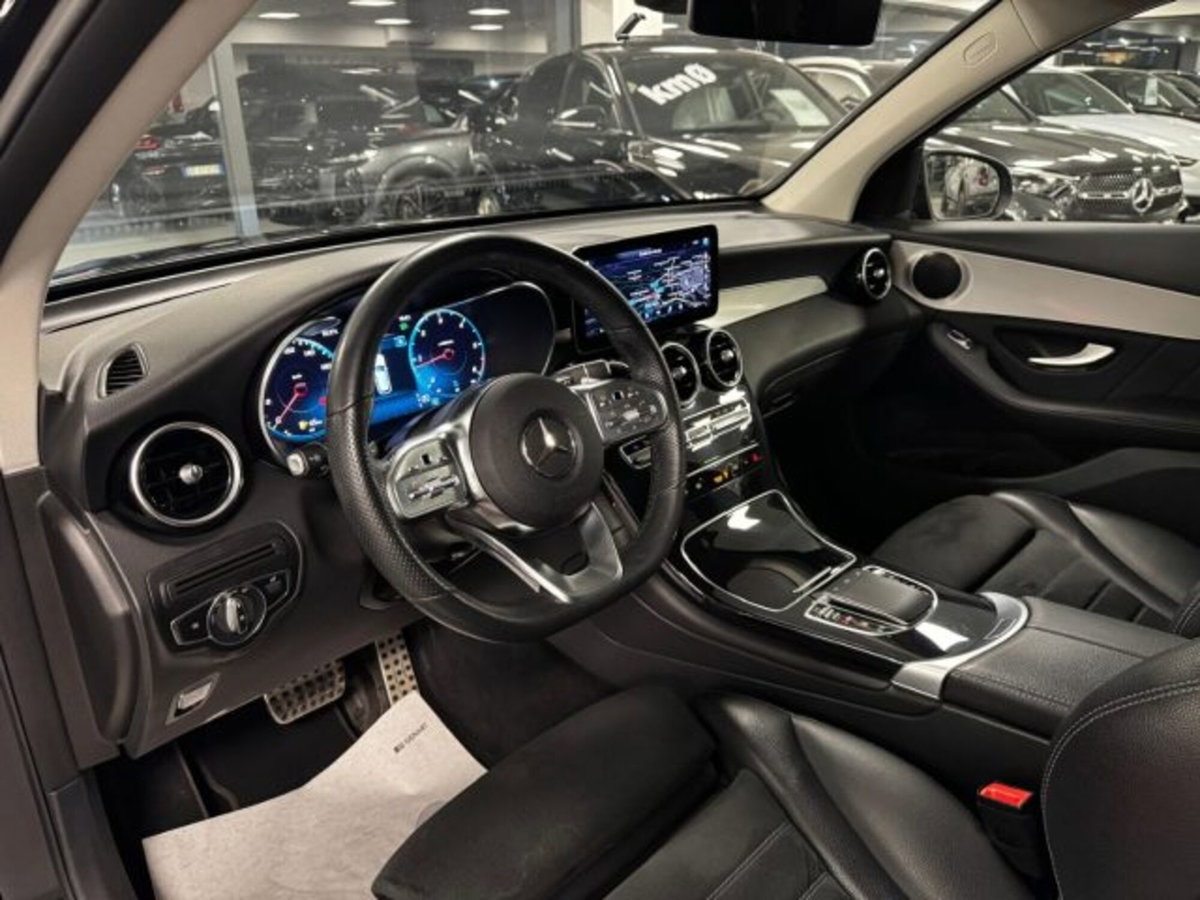 Mercedes-Benz GLC SUV 220 d 4Matic Premium (2)