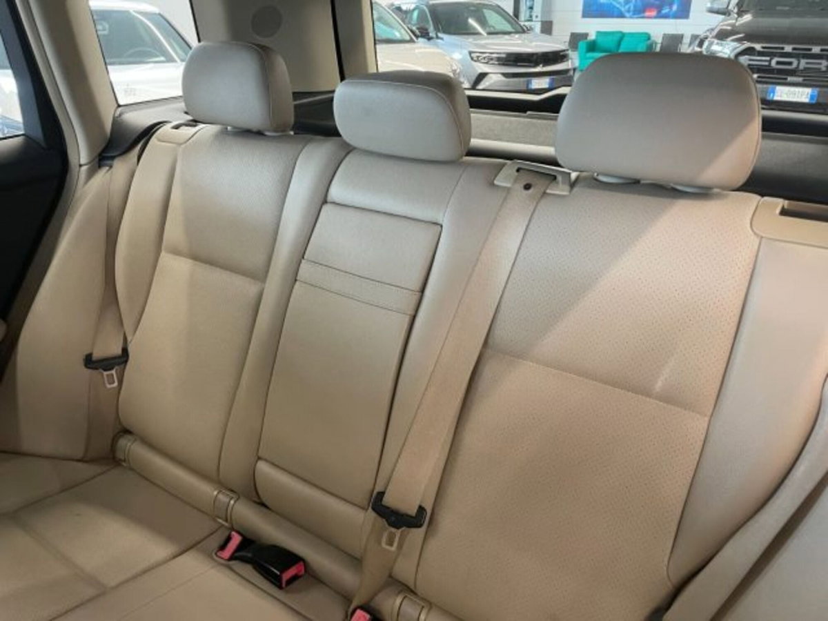 Mercedes-Benz GLK 220 CDI 2WD BlueEFFICIENCY Premium (7)