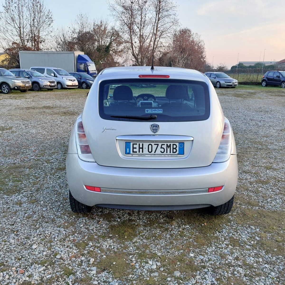 Lancia Ypsilon 1.2 69 CV Elle (5)