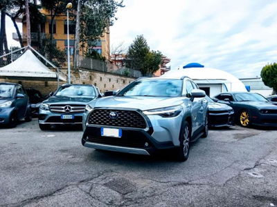 Toyota Corolla Cross Hybrid 2.0 Hybrid 197 CV E-CVT Lounge Light usata