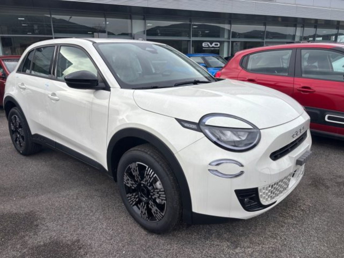 Fiat 600 1.2 hybrid Icon 145cv auto (3)