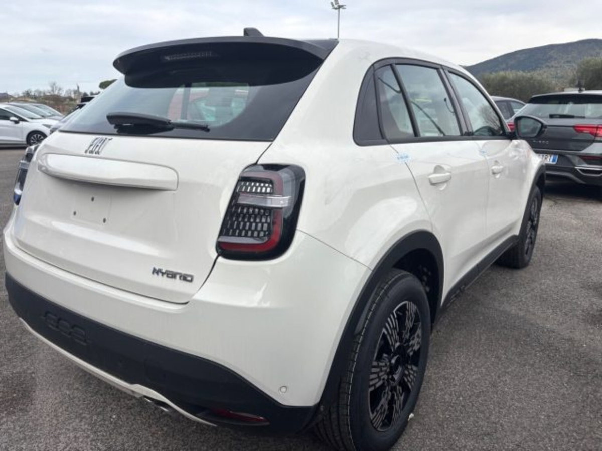Fiat 600 1.2 hybrid Icon 145cv auto (4)