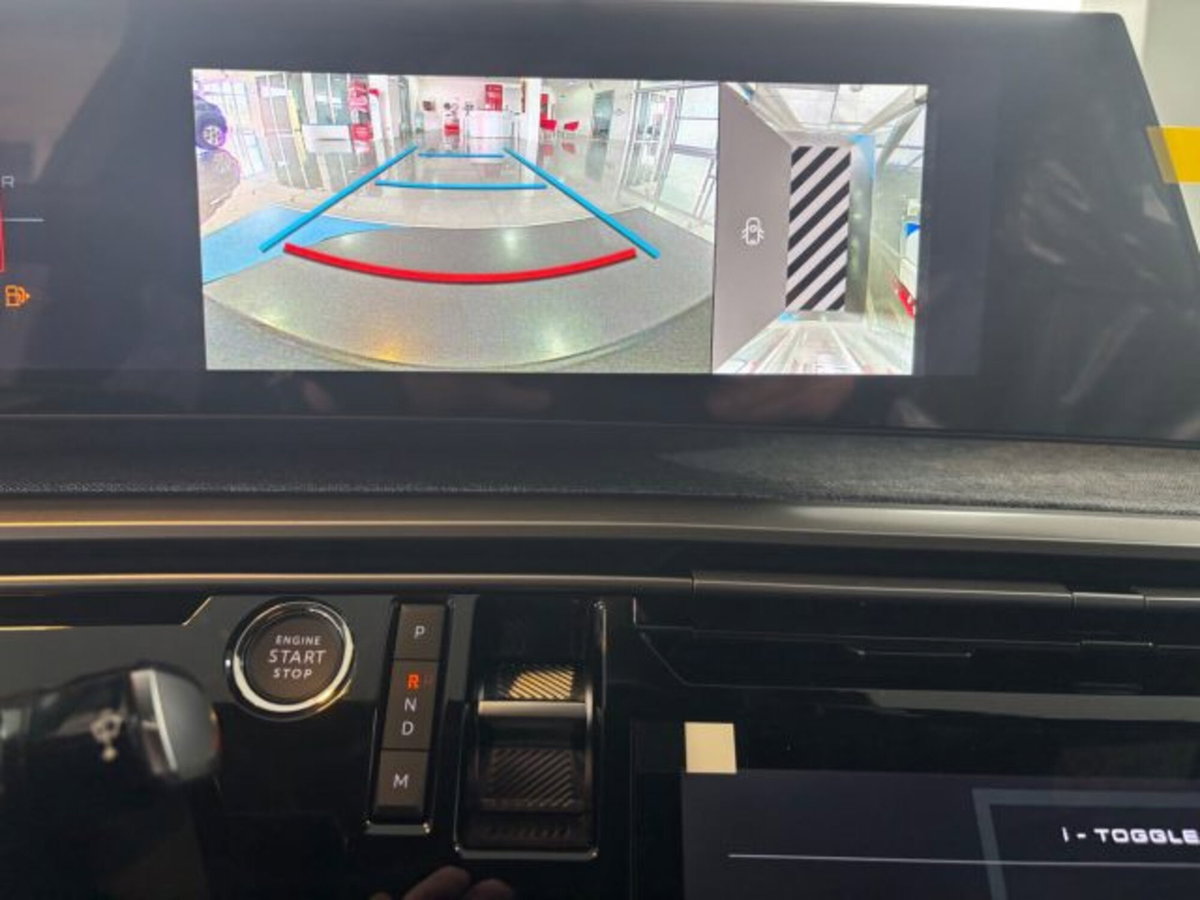 Peugeot 3008 1.2 hybrid Allure 145cv e-dcs6 (11)