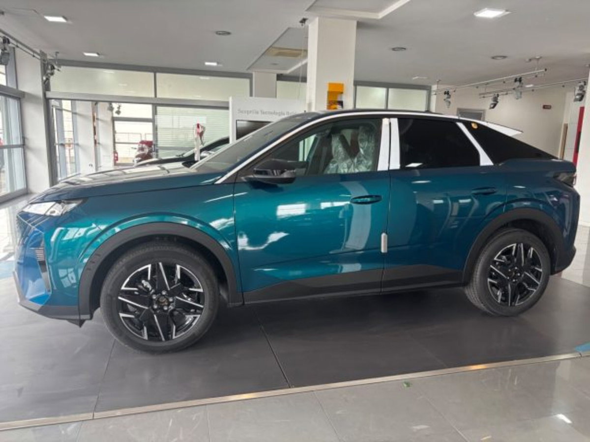 Peugeot 3008 1.2 hybrid Allure 145cv e-dcs6 (8)