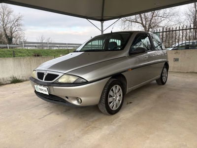 Lancia Y cat Elefantino Blu usata