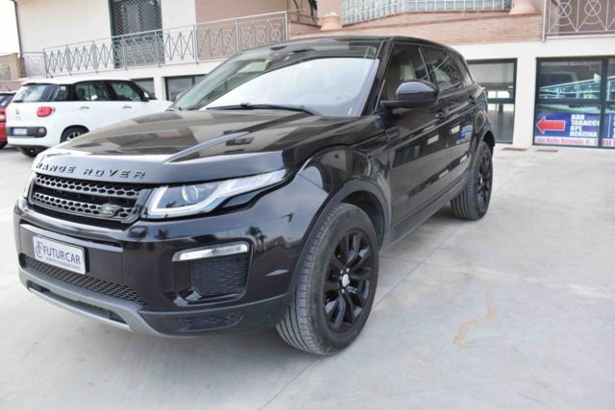 Land Rover Range Rover Evoque 2.0 TD4 180 CV 5p. Pure (2)