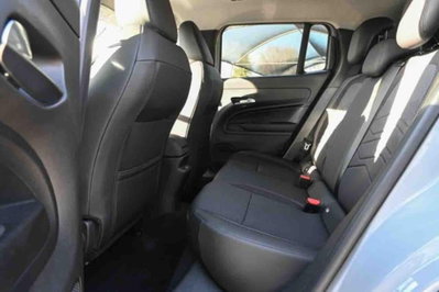 Jeep Avenger 1.2 turbo Summit fwd 100cv (15)